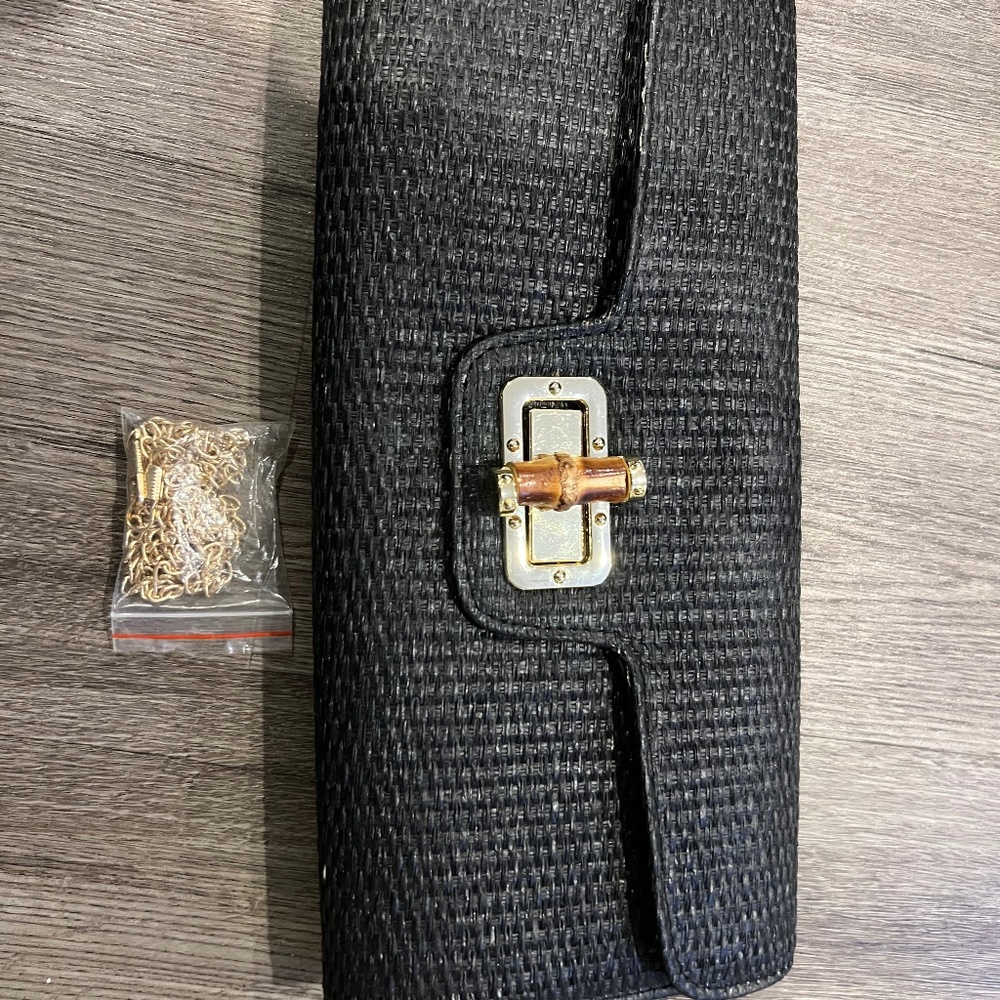 New! BC Handbags Black Straw Clutch w/Bamboo Toggle